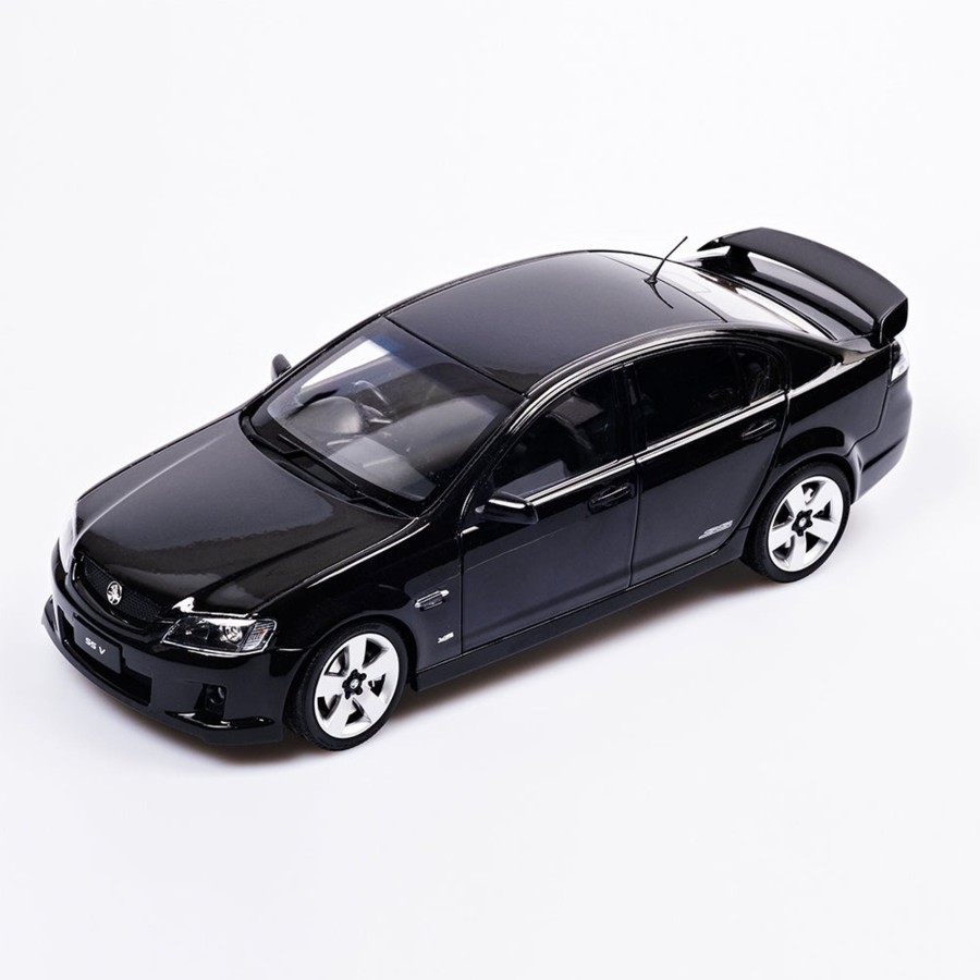 Shop Authentic Collectables | 1:18 Holden Ve Commodore Ss V - Phantom Metallic