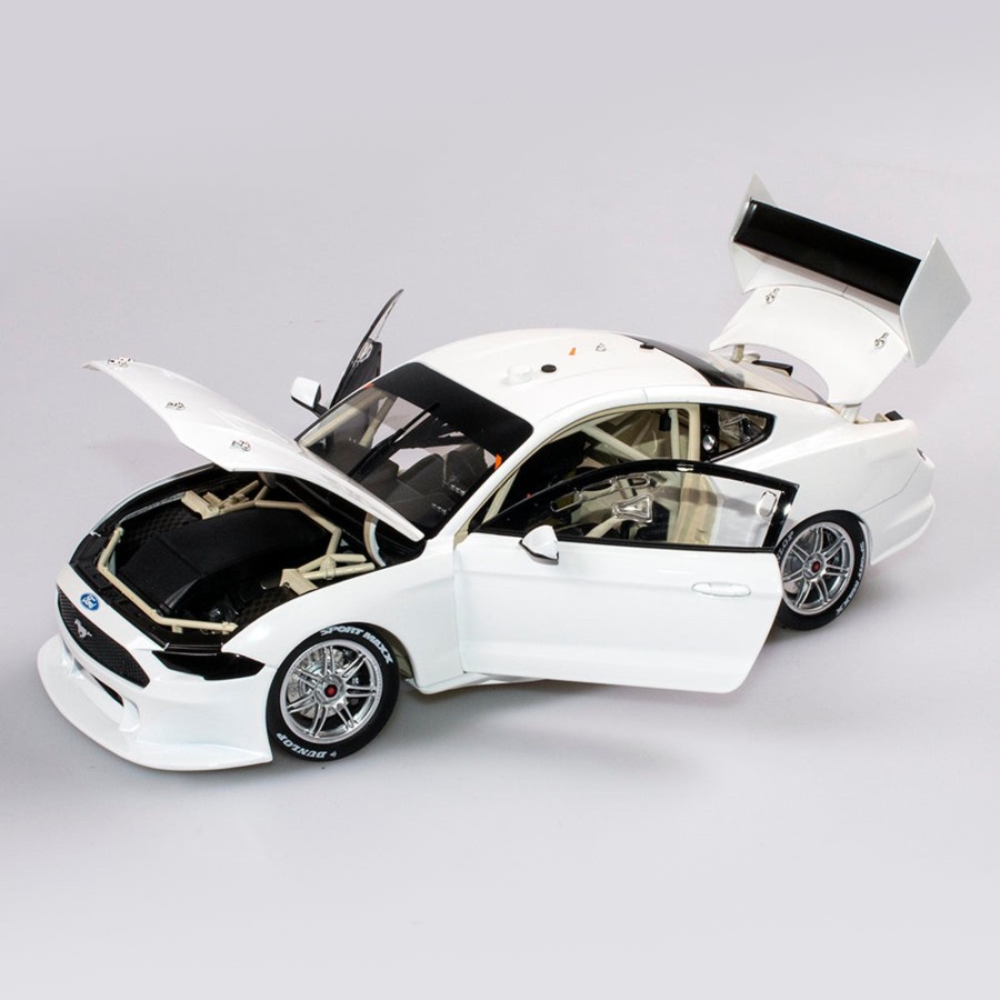 Shop Authentic Collectables | 1:18 Ford Mustang Gt Supercar - Gloss White Plain Body Edition