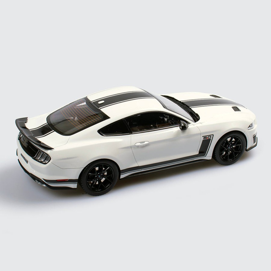 Shop Authentic Collectables | 1:18 Ford Mustang R-Spec - Oxford White