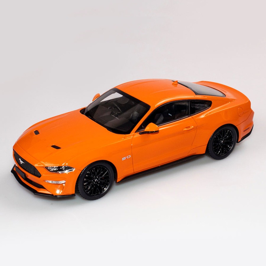 Shop Authentic Collectables | 1:18 Ford Mustang Gt Fastback - Twister Orange